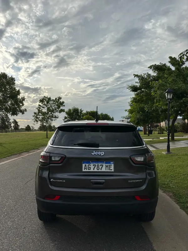 Mirá esta publicación de Jeep Compass
