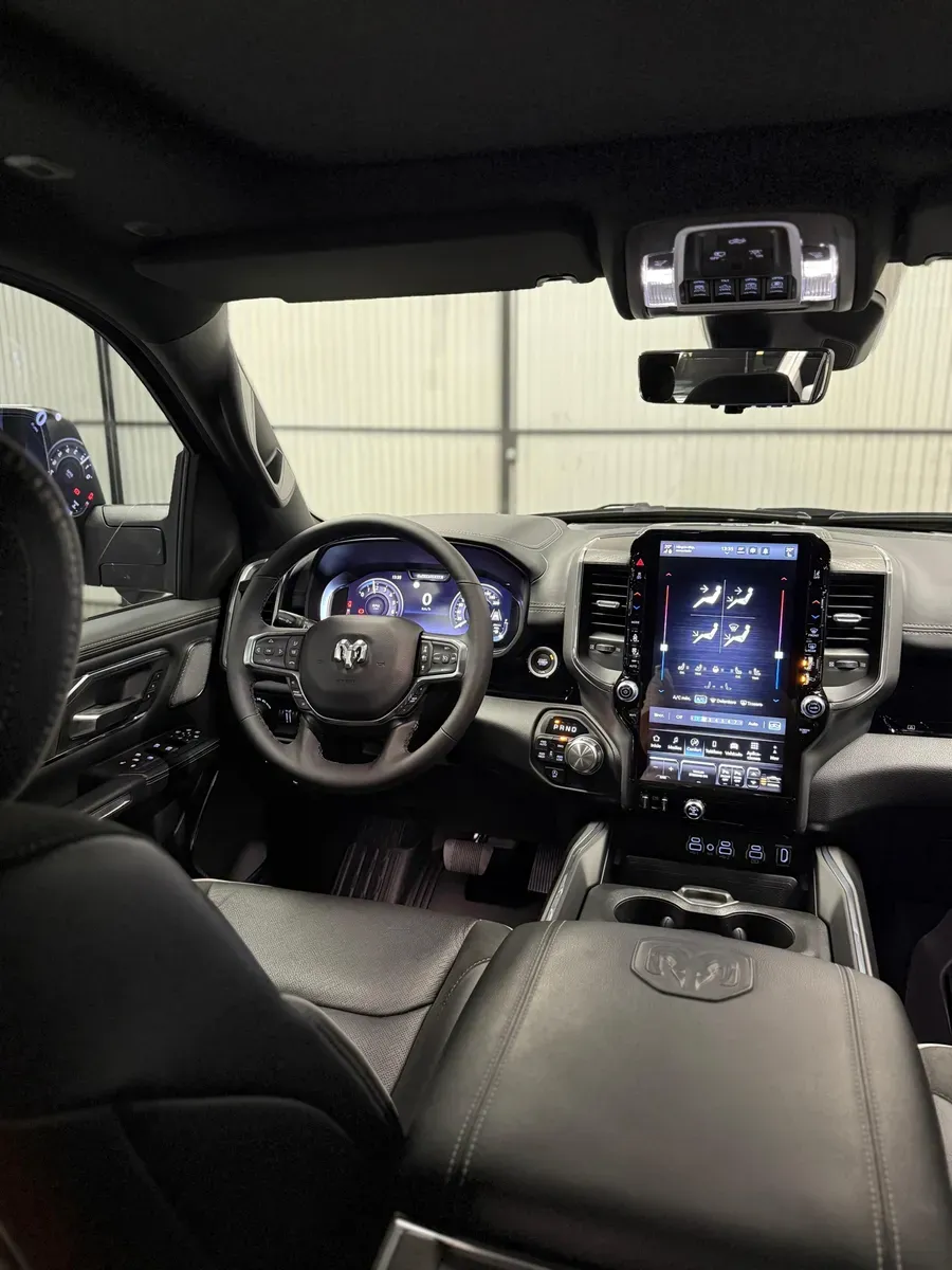 Mira esta publicación de RAM 1500 2025 en Motordil