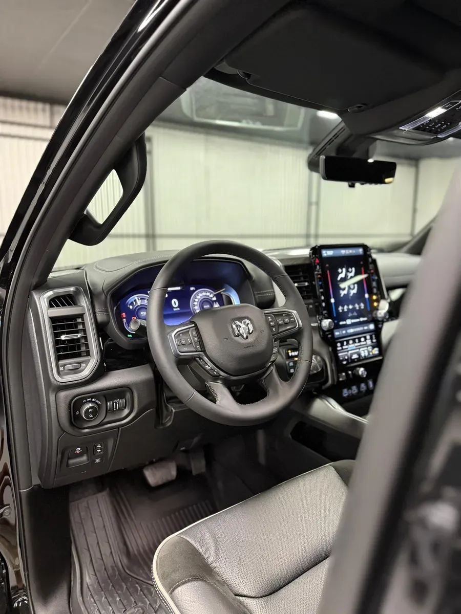 Mira esta publicación de RAM 1500 2025 en Motordil