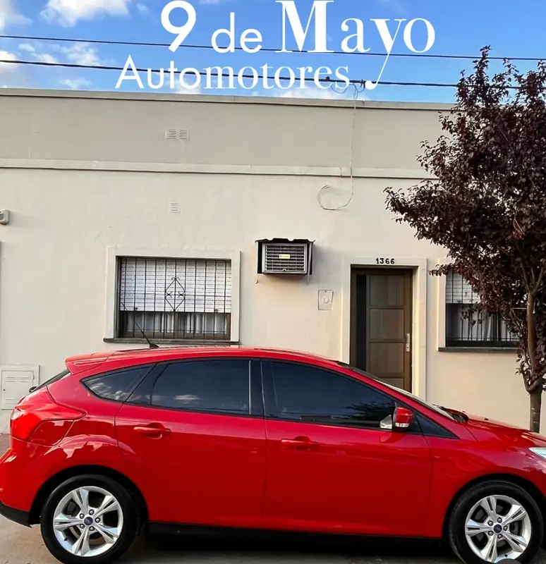 Mira esta publicación de Ford Focus 2015 en Motordil