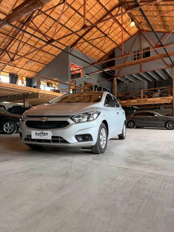 Mira esta publicación de Chevrolet Onix 2022 en Motordil