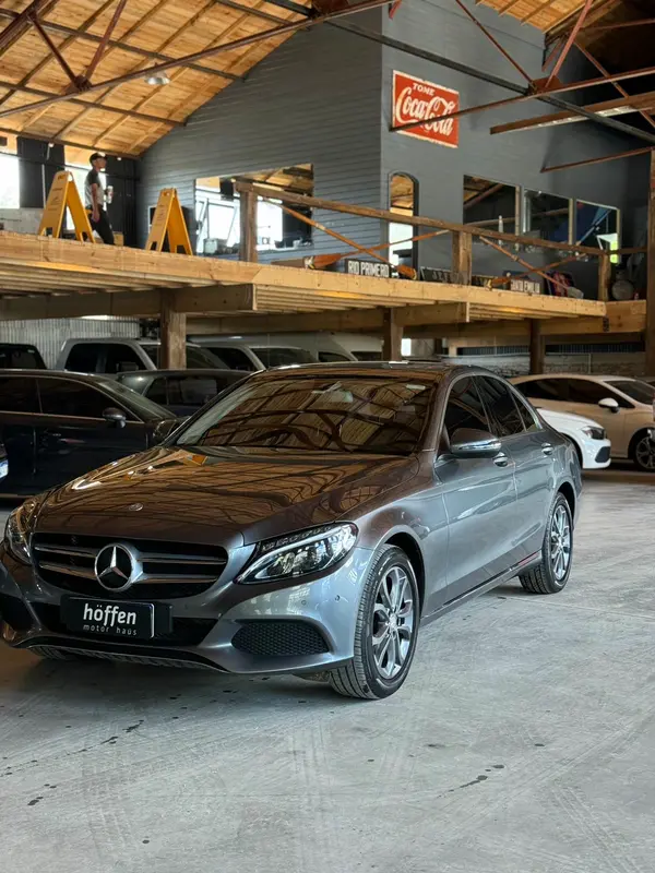 Mira esta publicación de Mercedes Benz Clase C 2017 en Motordil