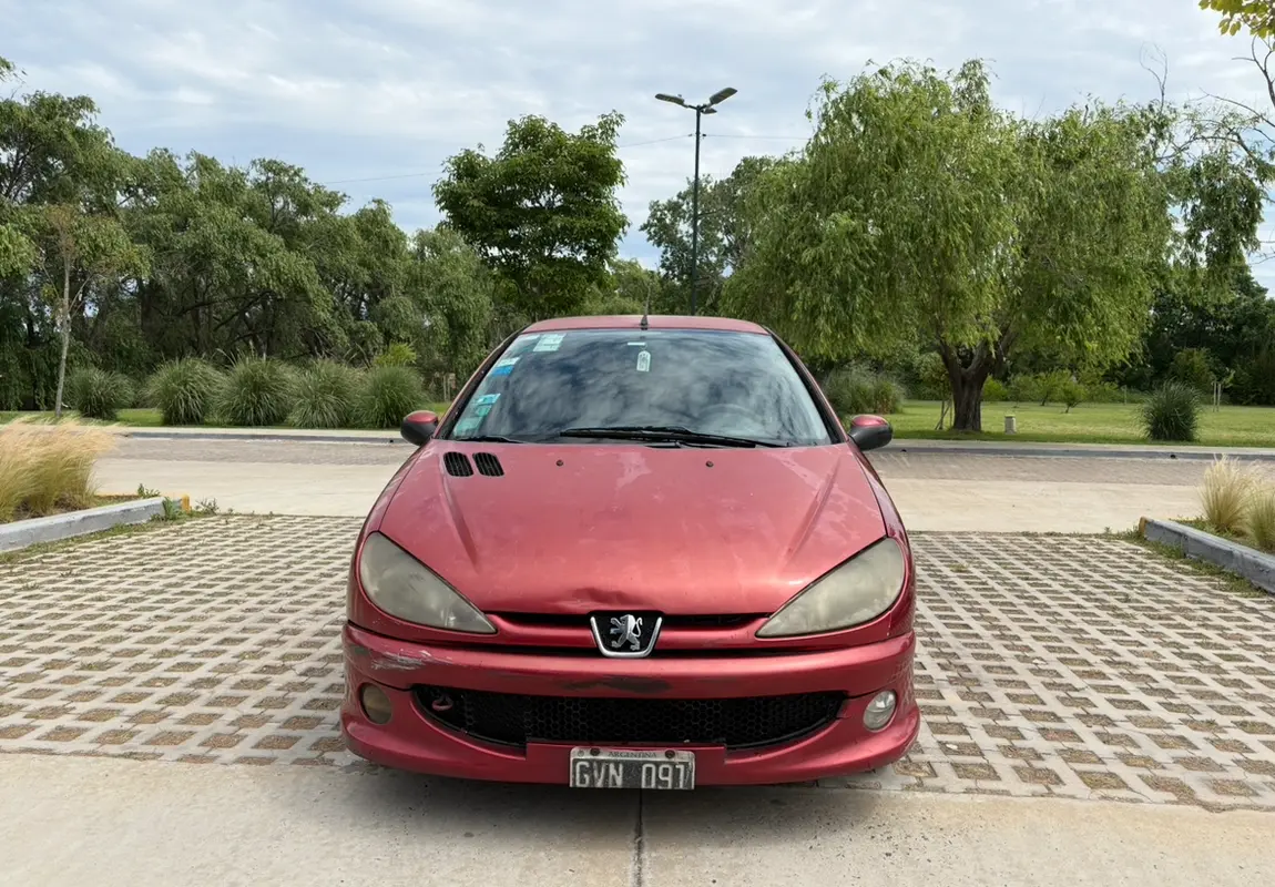 Mira esta publicación de Peugeot 206 2008 en Motordil