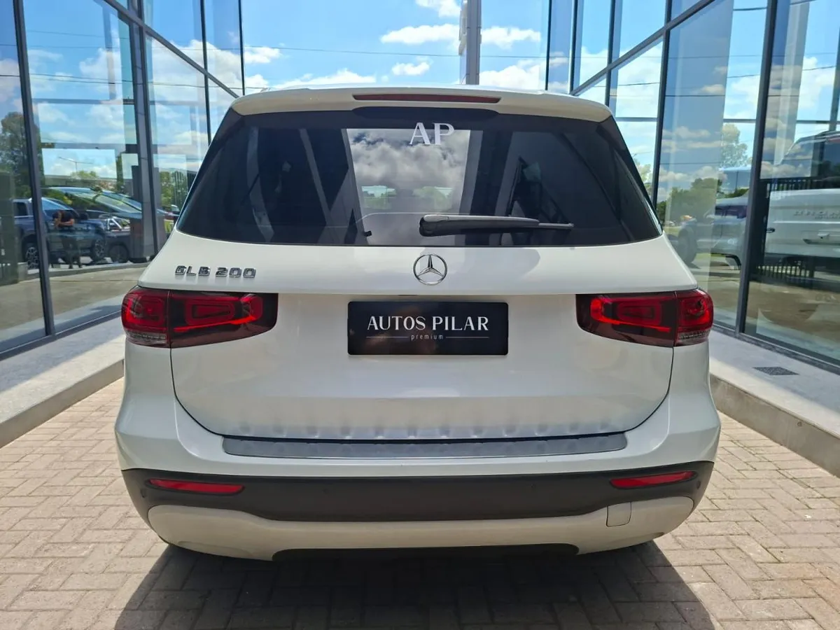 Mira esta publicación de Mercedes Benz GLB 2021 en Motordil