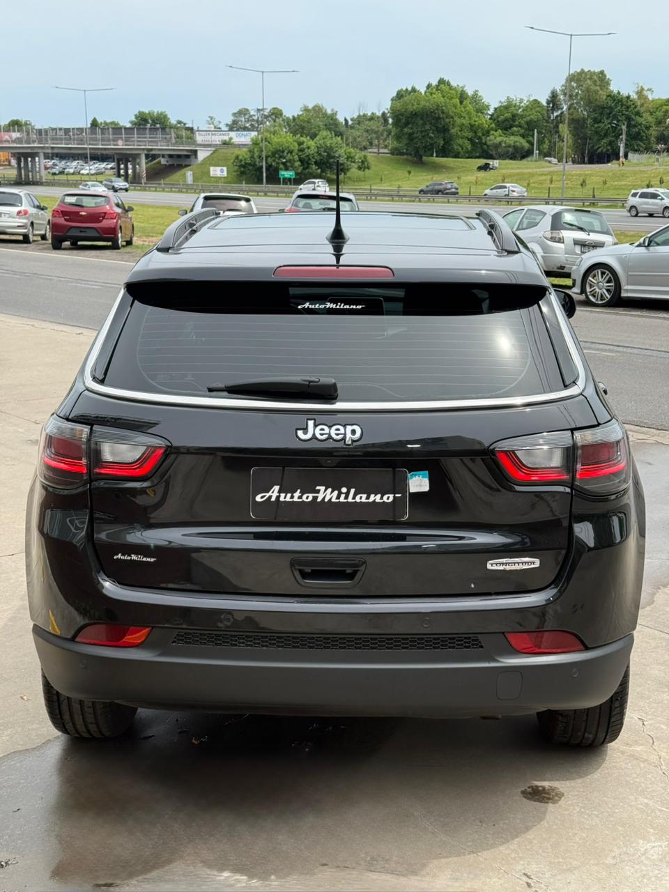 Mira esta publicación de Jeep Compass 2024 en Motordil