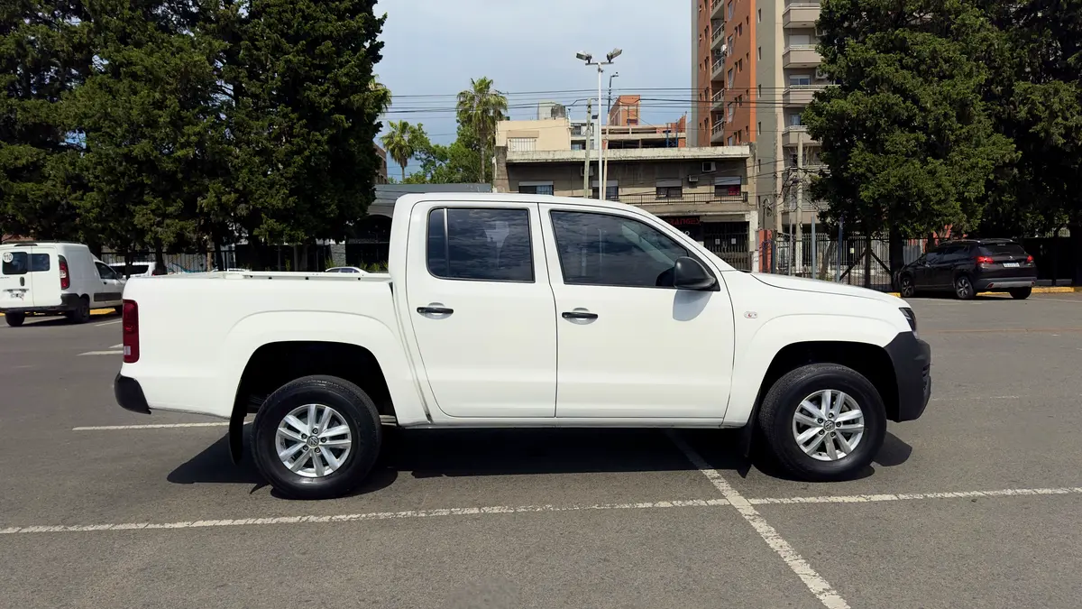 Mira esta publicación de Volkswagen Amarok 2023 en Motordil