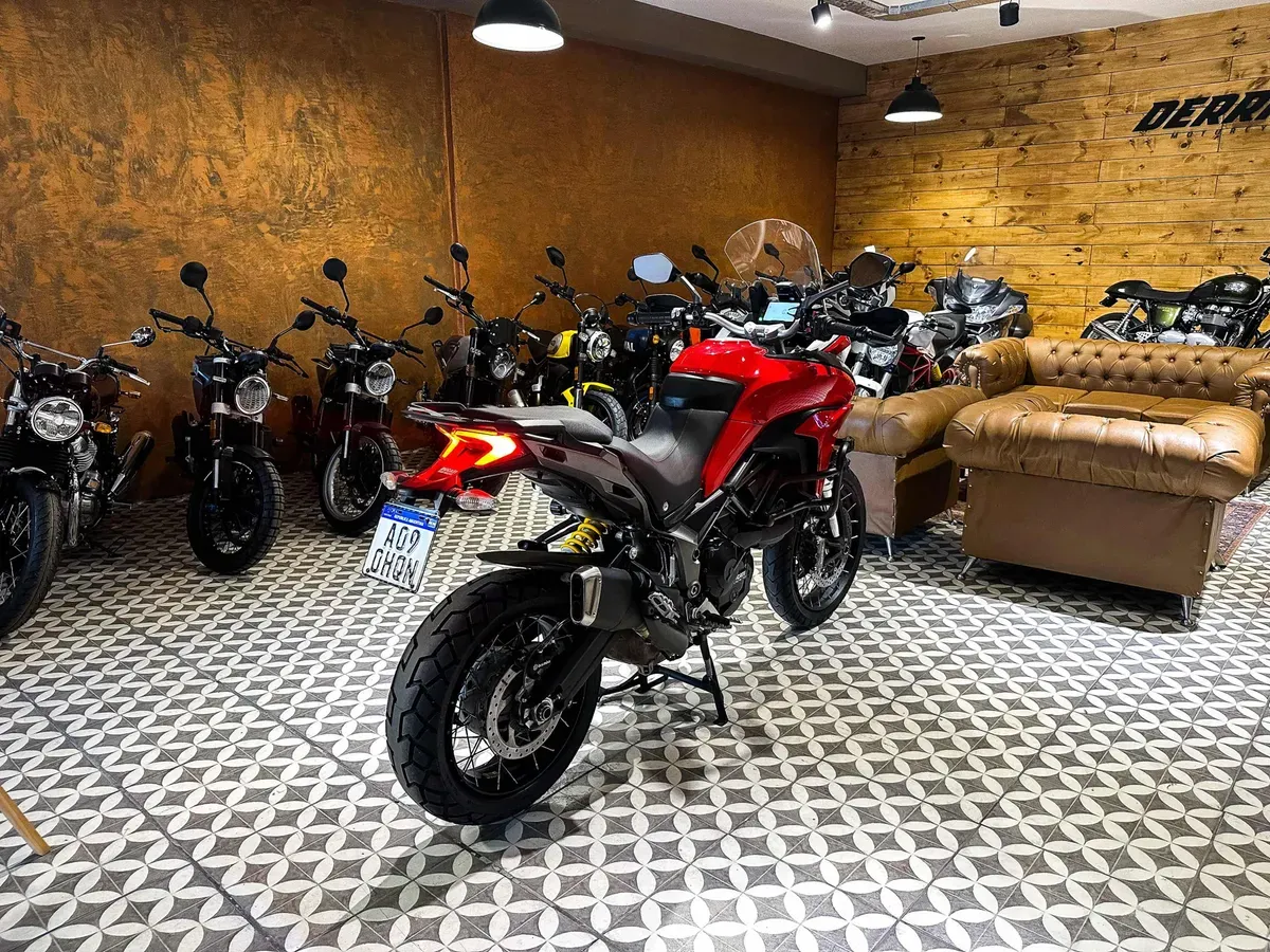 Mira esta publicación de Ducati 950 2018 en Motordil