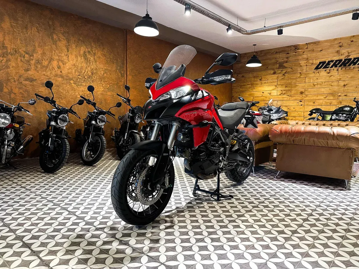 Mira esta publicación de Ducati 950 2018 en Motordil