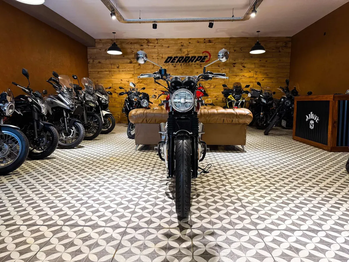 Mira esta publicación de Royal Enfield 650 Interceptor 2025 en Motordil