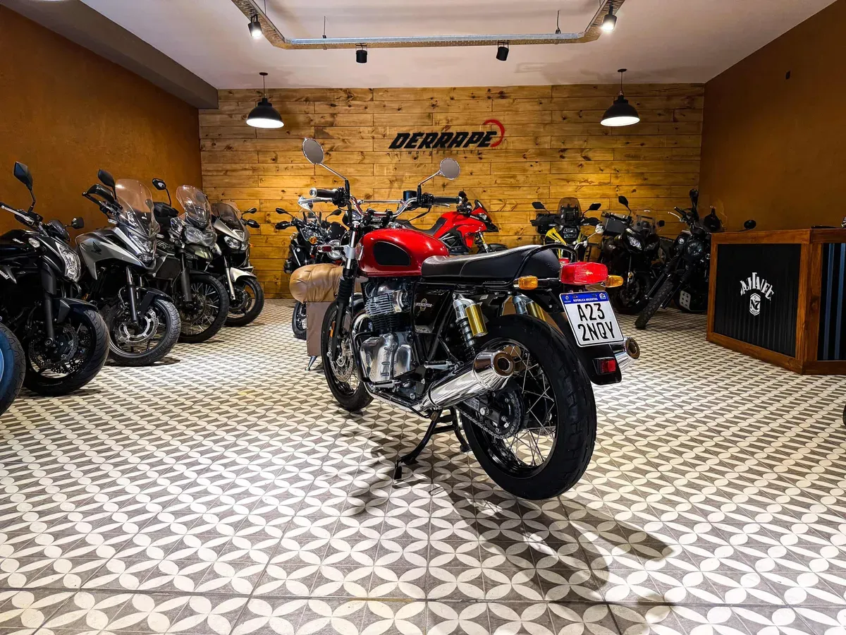 Mira esta publicación de Royal Enfield 650 Interceptor 2025 en Motordil