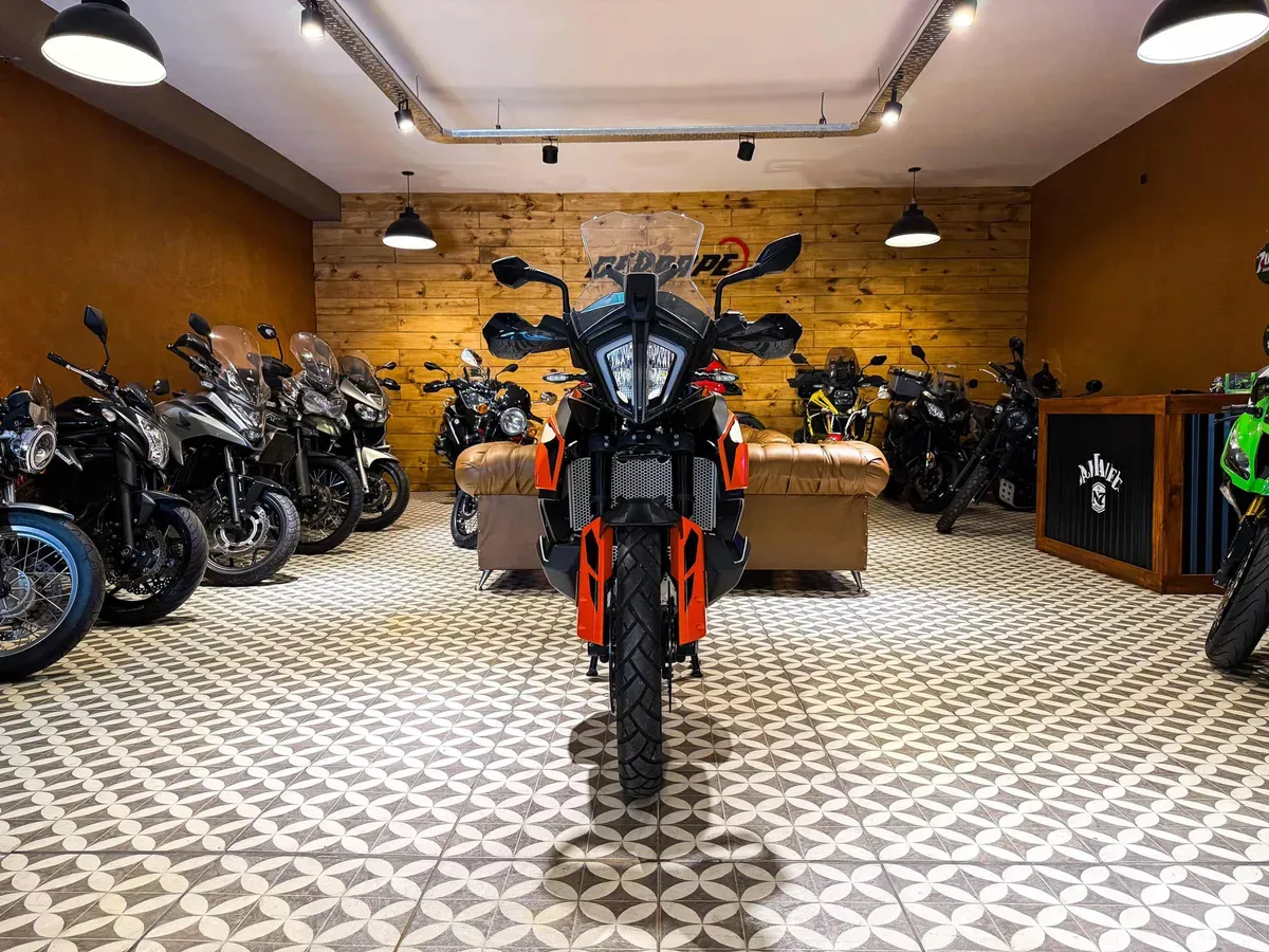 Mira esta publicación de KTM Adventure 790 S 2022 en Motordil