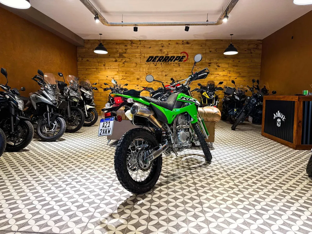 Mira esta publicación de Kawasaki KLX 300 2024 en Motordil