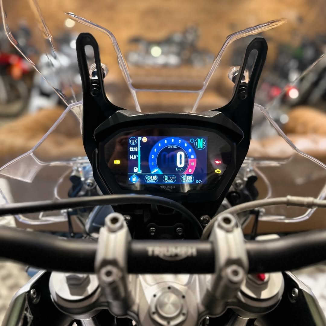 Mira esta publicación de Triumph 800 XCA 2019 en Motordil