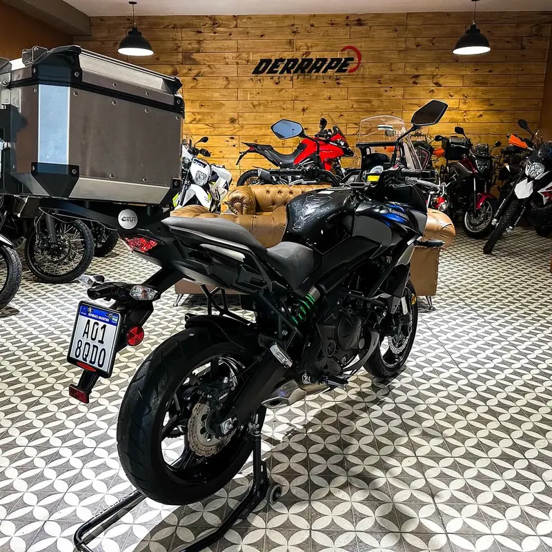 Mira esta publicación de Kawasaki KLE 650 Versys 2016 en Motordil