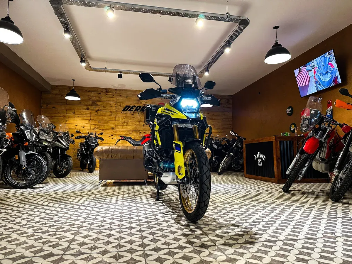 Mira esta publicación de Suzuki DL 1050 DE V 2024 en Motordil