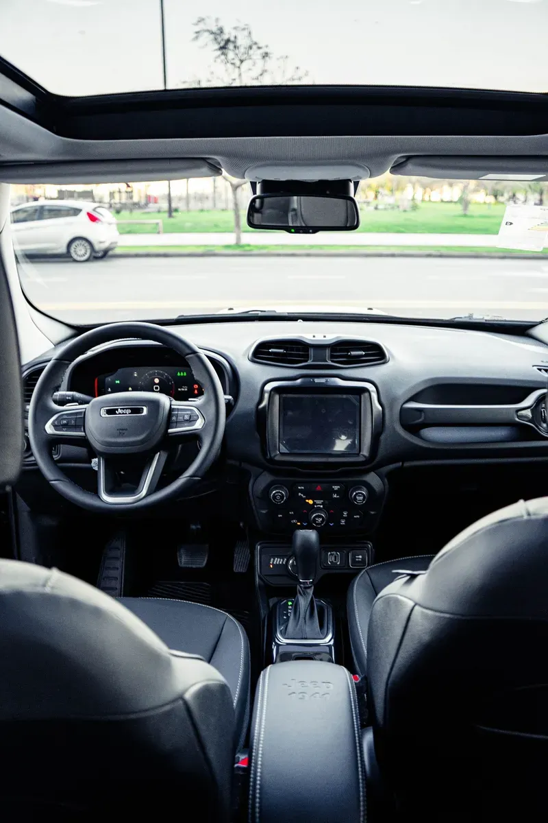 Mira esta publicación de Jeep Renegade 2025 en Motordil