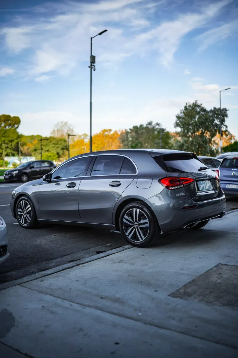 Mira esta publicación de Mercedes Benz Clase A 2021 en Motordil
