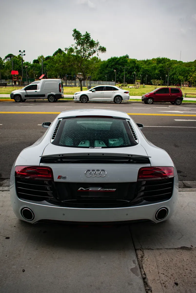 Mira esta publicación de Audi R8 2013 en Motordil