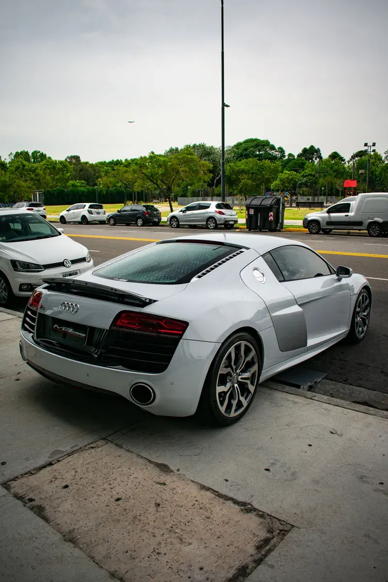 Mira esta publicación de Audi R8 2013 en Motordil