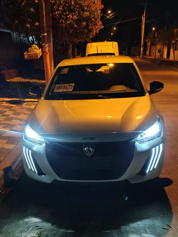 Mirá esta publicación de Peugeot 208