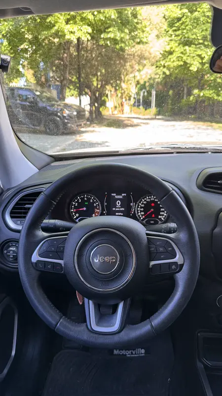 Mirá esta publicación de Jeep Renegade