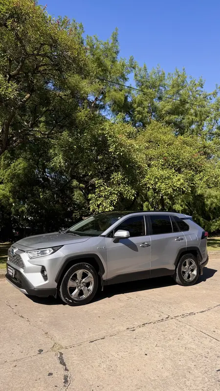 Mirá esta publicación de Toyota RAV4