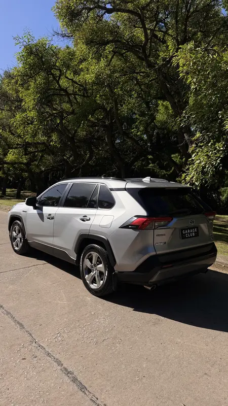 Mirá esta publicación de Toyota RAV4