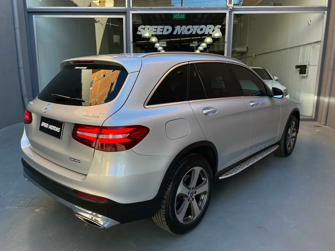 Mira esta publicación de Mercedes Benz GLC 2019 en Motordil