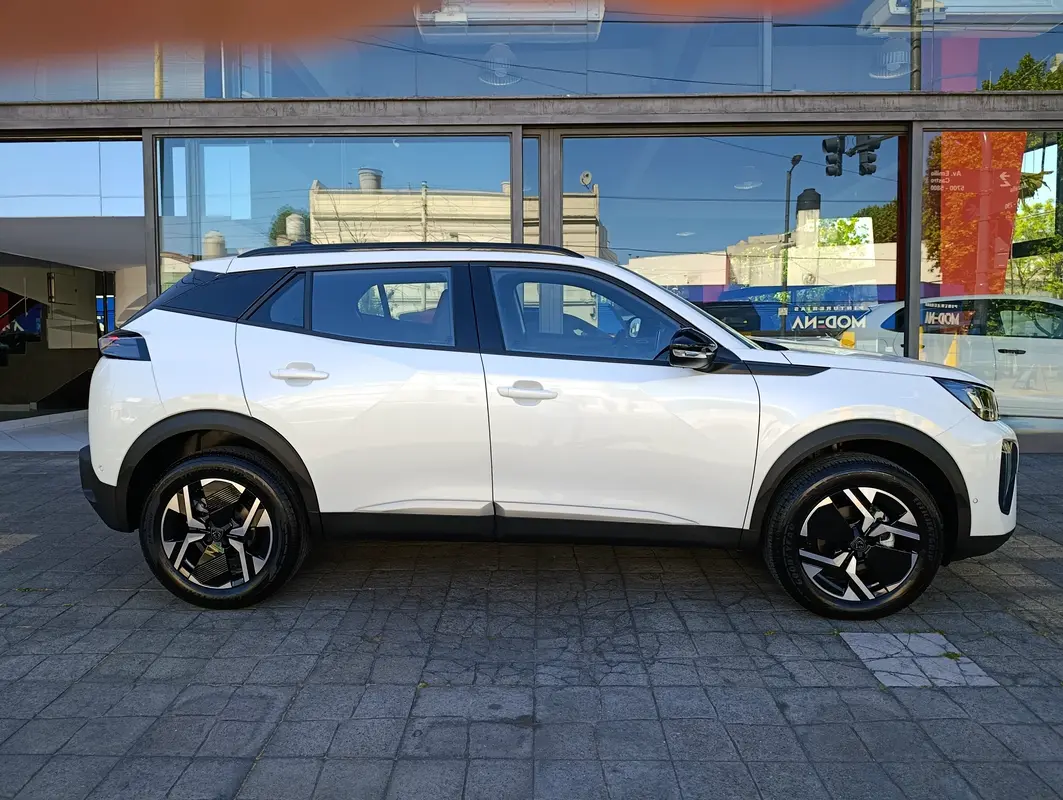 Mira esta publicación de Peugeot 2008 2025 en Motordil