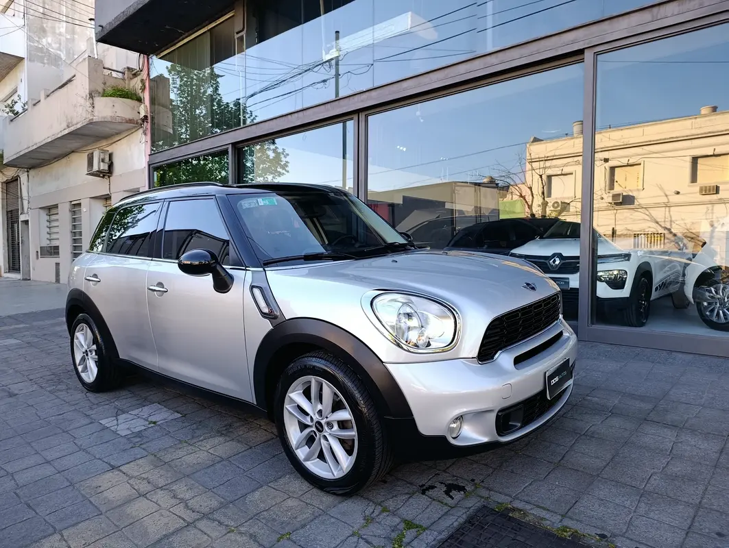 Mira esta publicación de Mini Countryman 2013 en Motordil