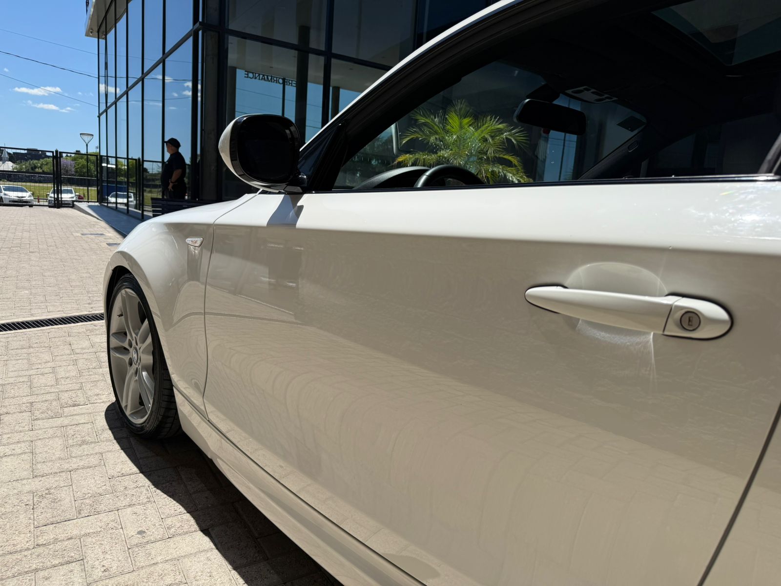 Mira esta publicación de BMW Serie 1 2010 en Motordil