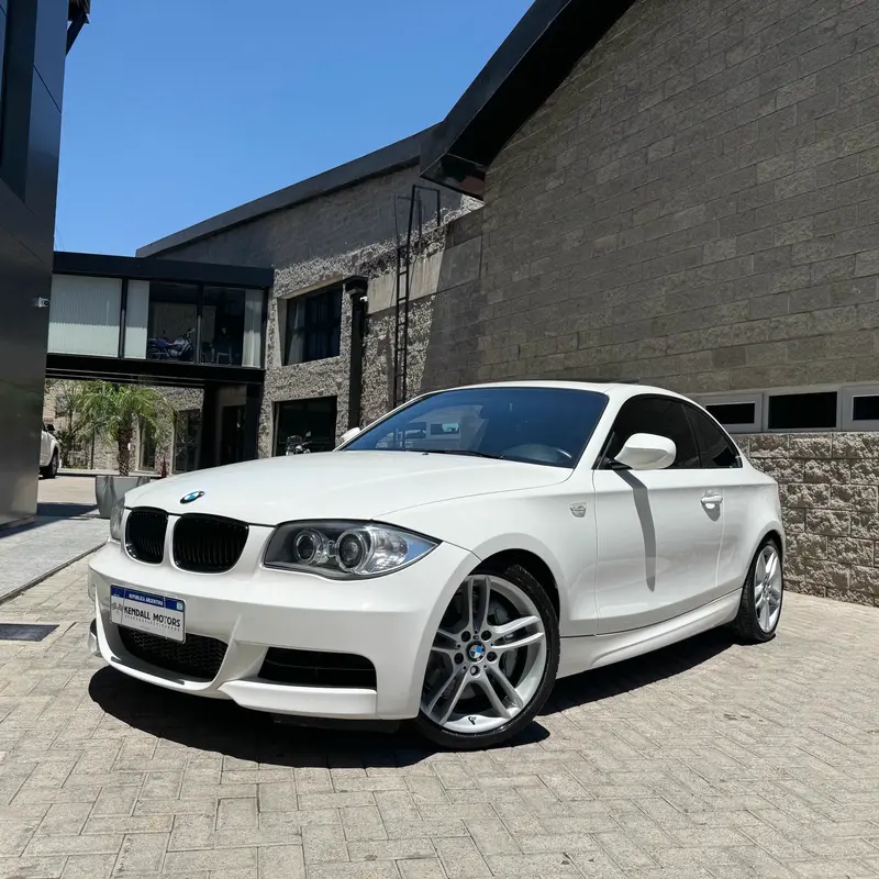 Mira esta publicación de BMW Serie 1 2010 en Motordil