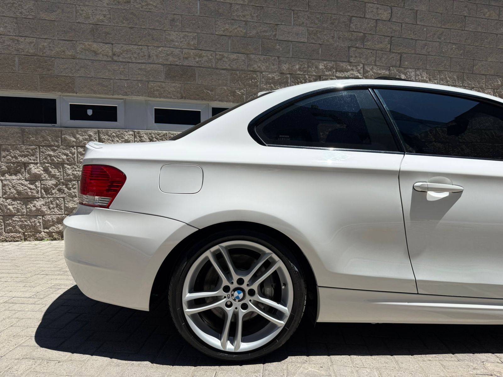 Mira esta publicación de BMW Serie 1 2010 en Motordil