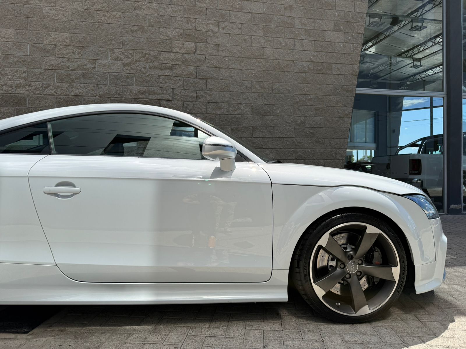 Mira esta publicación de Audi TTRS 2011 en Motordil