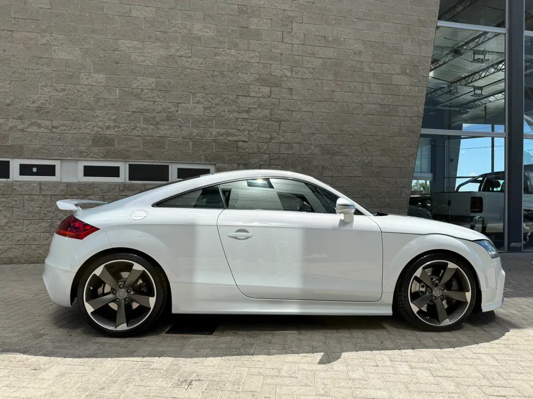 Mira esta publicación de Audi TTRS 2011 en Motordil