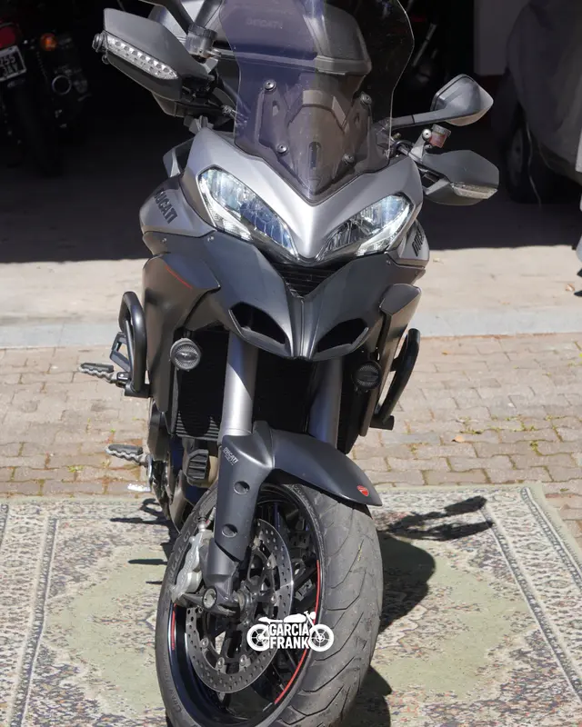 Mira esta publicación de Ducati 1200 2013 en Motordil