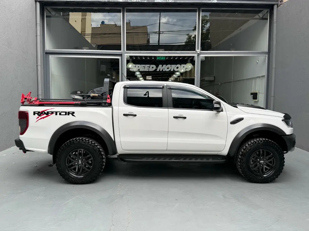 Mira esta publicación de Ford Ranger Raptor 2021 en Motordil
