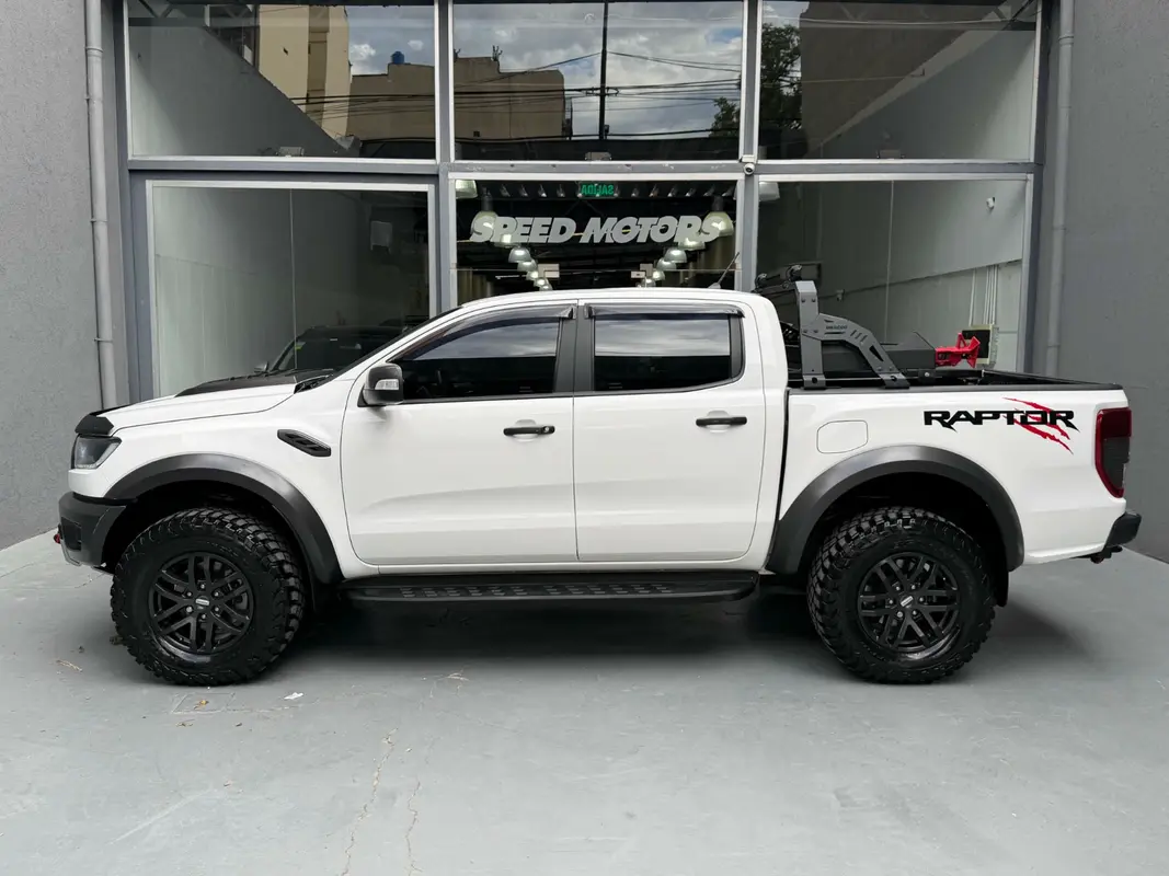 Mira esta publicación de Ford Ranger Raptor 2021 en Motordil
