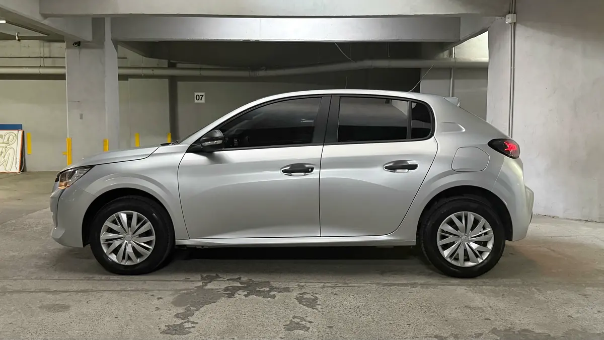 Mira esta publicación de Peugeot 208 2021 en Motordil