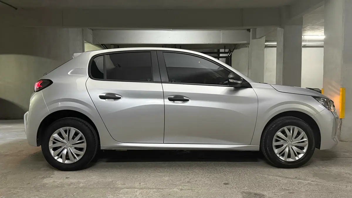 Mira esta publicación de Peugeot 208 2021 en Motordil