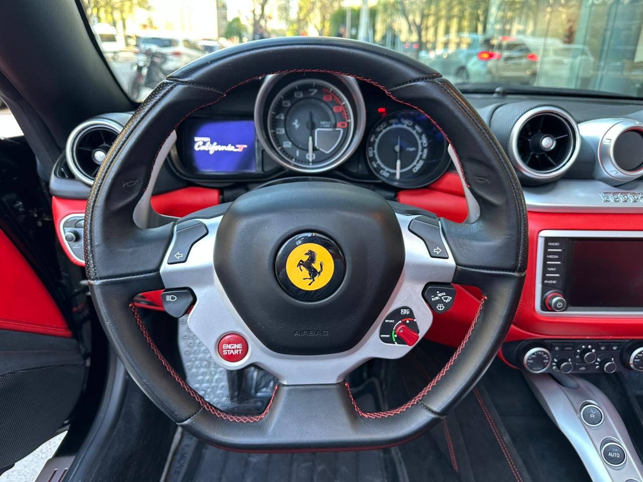 Mirá esta publicación de Ferrari California