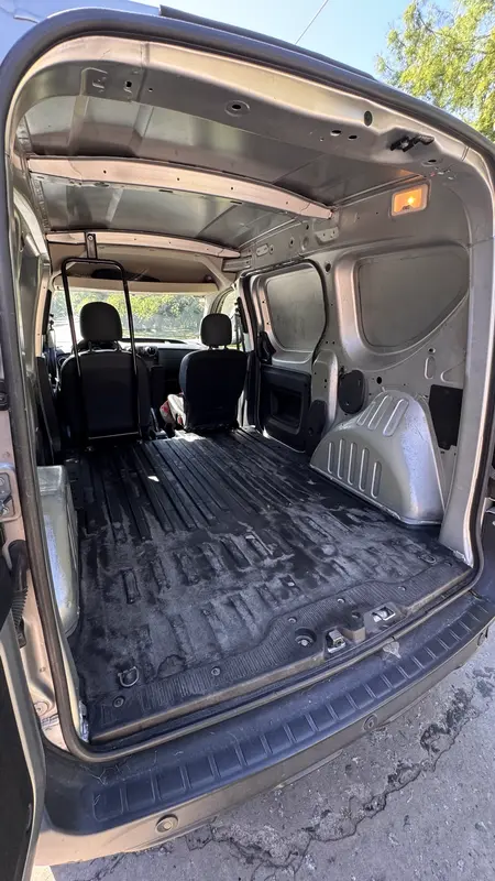 Mira esta publicación de Renault Kangoo 2022 en Motordil