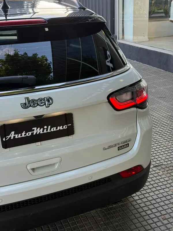 Mirá esta publicación de Jeep Compass