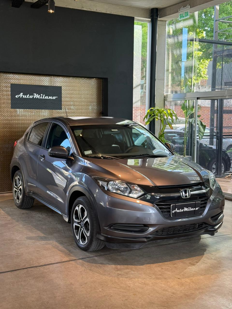 Mira esta publicación de Honda HRV 2017 en Motordil