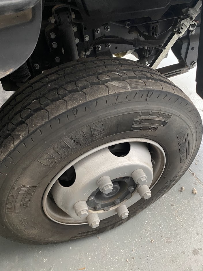 Mira esta publicación de Mercedes Benz Otros 2022 en Motordil