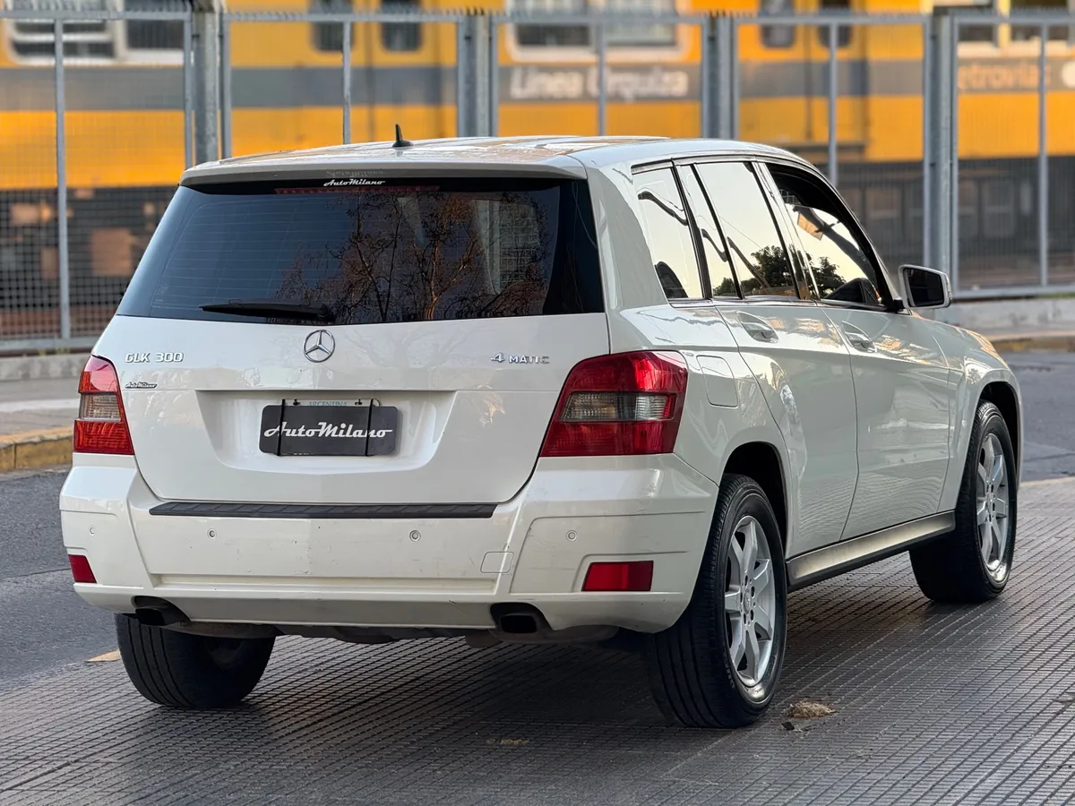 Mira esta publicación de Mercedes Benz GLK 2011 en Motordil