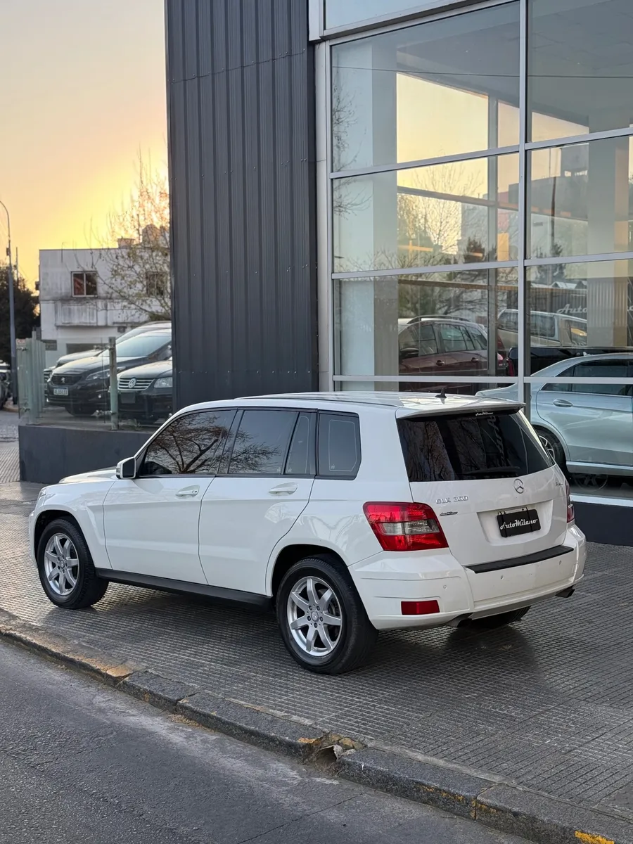 Mira esta publicación de Mercedes Benz GLK 2011 en Motordil