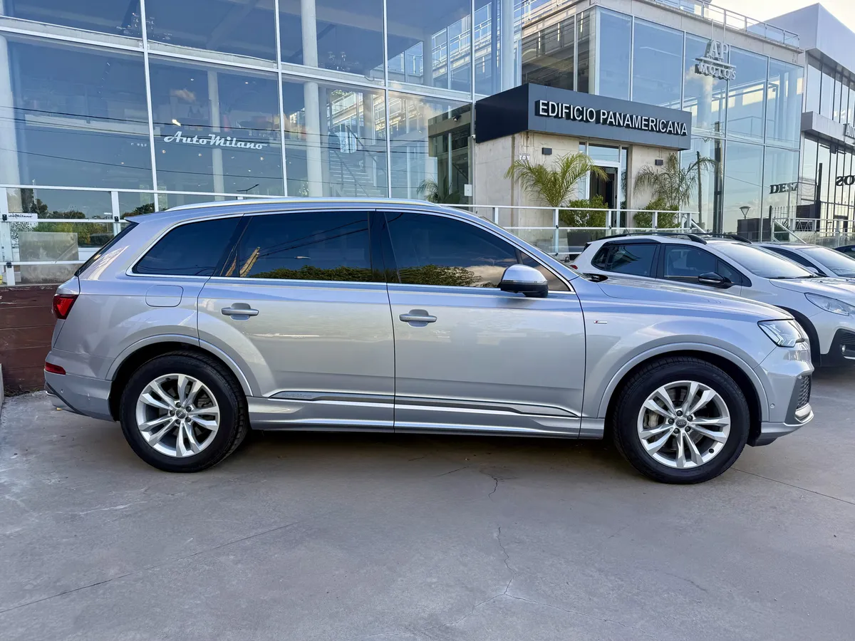 Mira esta publicación de Audi Q7 2020 en Motordil