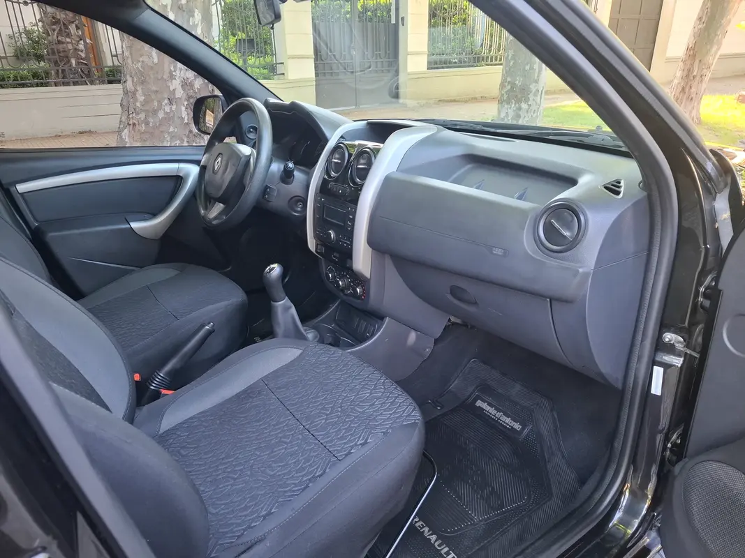 Mira esta publicación de Renault Duster 2015 en Motordil