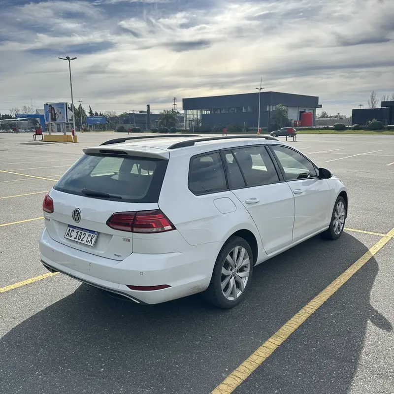 Mirá esta publicación de Volkswagen Golf Variant